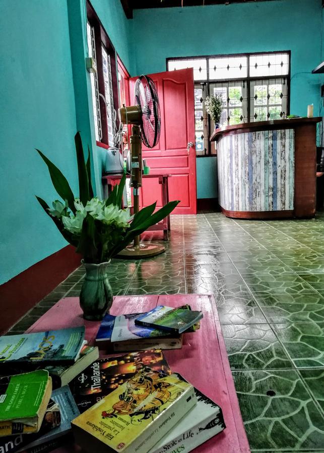 Champion Hostel 2 (Adults Only) Chiang Mai Zewnętrze zdjęcie