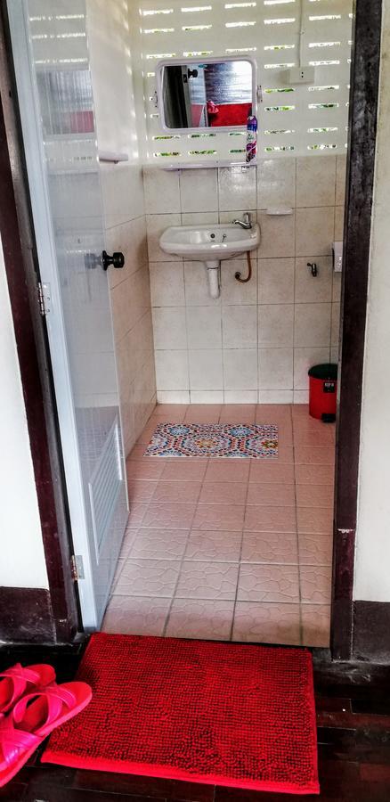 Champion Hostel 2 (Adults Only) Chiang Mai Zewnętrze zdjęcie
