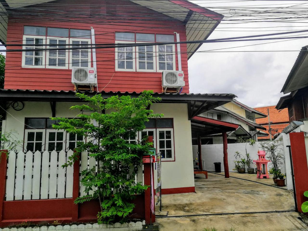 Champion Hostel 2 (Adults Only) Chiang Mai Zewnętrze zdjęcie